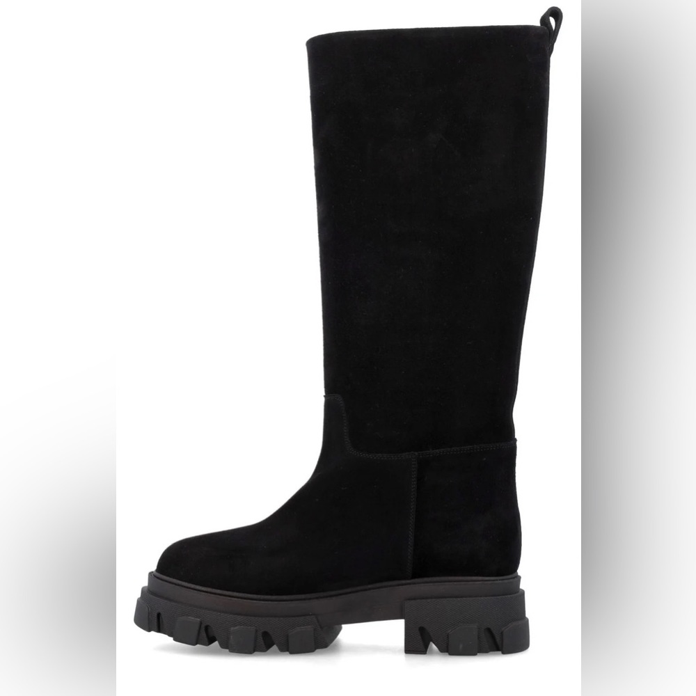 Gia x pernille GIABORGHINI
Black Perni Boots size 39